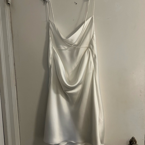 Satin White Dress Zara - Picture 1 of 3